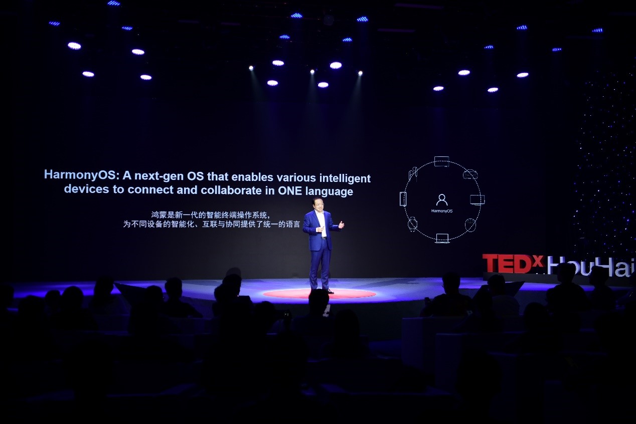 سخنرانی دکتر ونگ درباره سیستم عامل جدید هوآوی