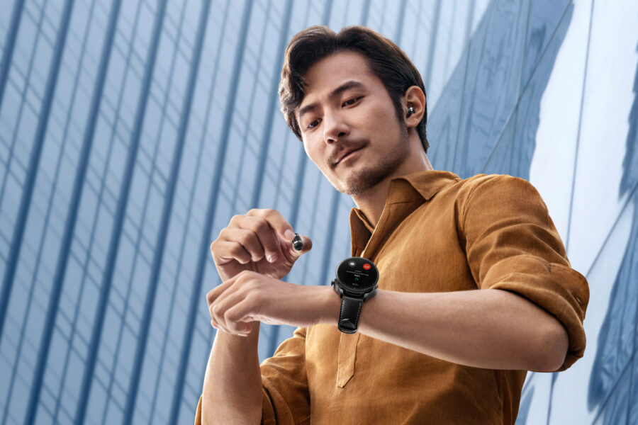 جعبه‌گشایی محصول جدید و نوآورانه هوآوی،  Huawei Watch Buds